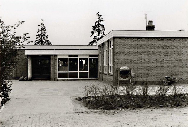 227 Dorpsstraat. School. 1979 640x480