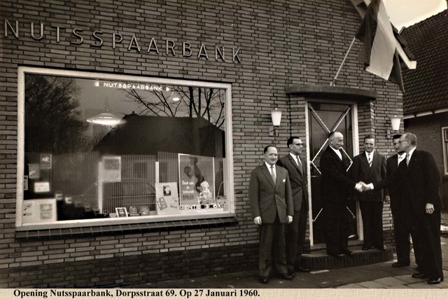 109 Dorpsstraat 68. Opening Nutsspaarbank. 1960  640x480
