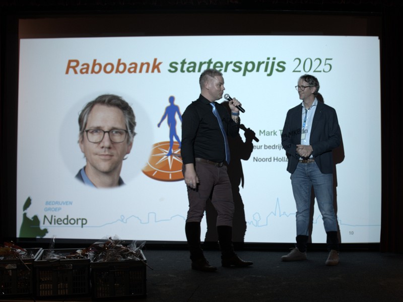 DSC 5920 v1 BorderMaker