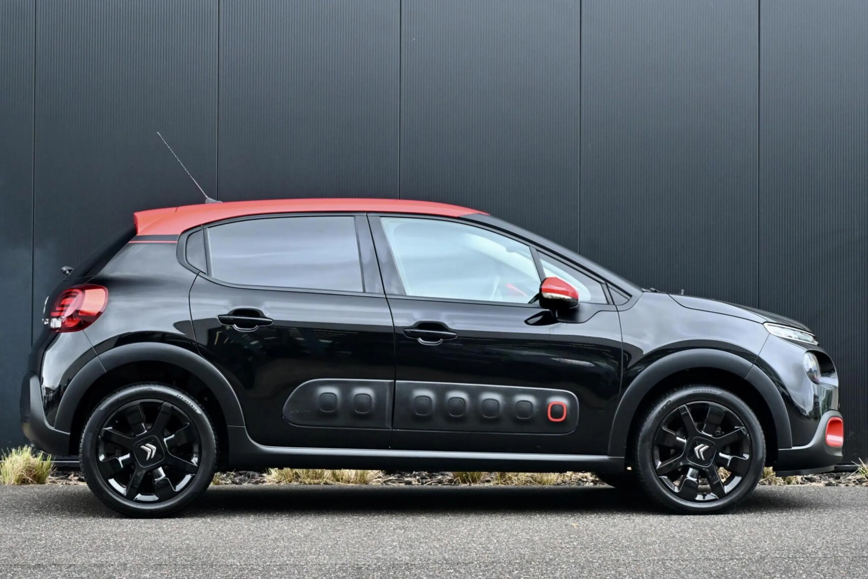 14489360 13 BorderMaker