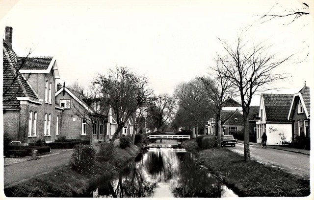 604 Dorpsstraat rechts woning nu van M.Kater 640x480