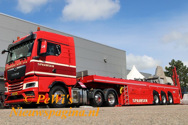 IMG 4886bb BorderMaker