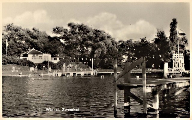 322 Bosstraat. Zwembad  640x480