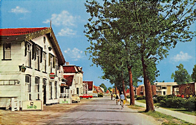 281 Bosstraat. Café van P. Oud. 1983  640x480