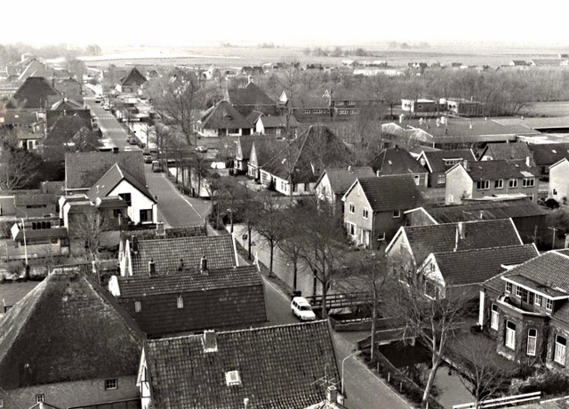 306 Vanaf de toren naar het Westen. 1976  640x480