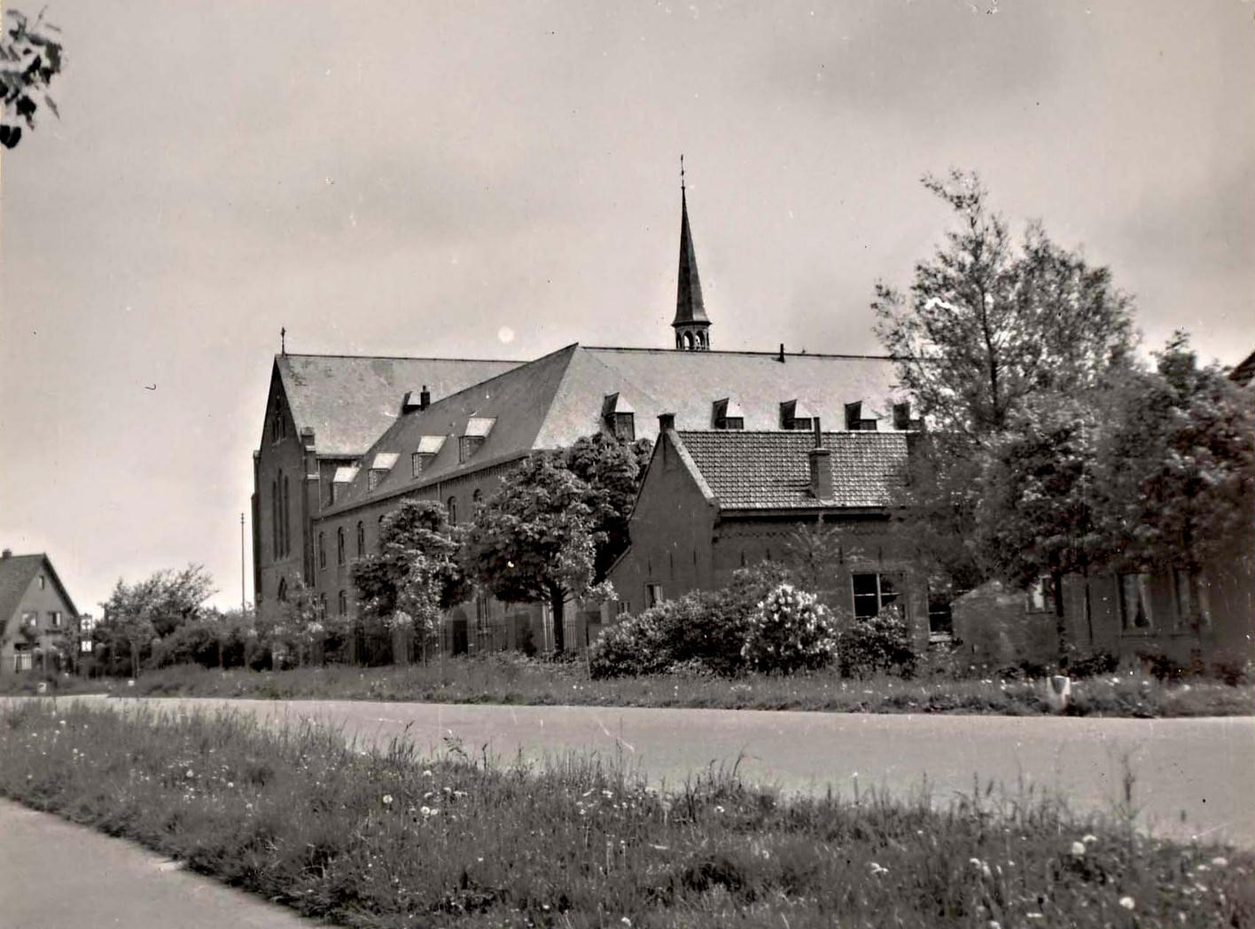 798 Provincialeweg. Klooster. 1951aaa