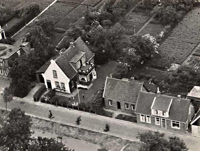 238 Bosstraat. Luchtfoto. 1951 640x480