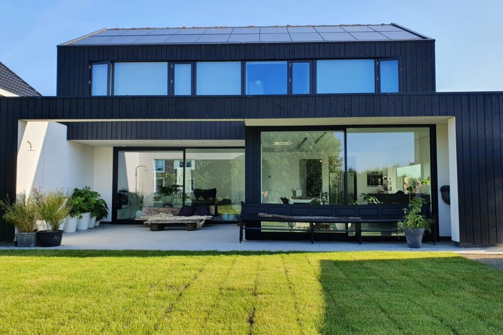 Moderne villa Taats 3