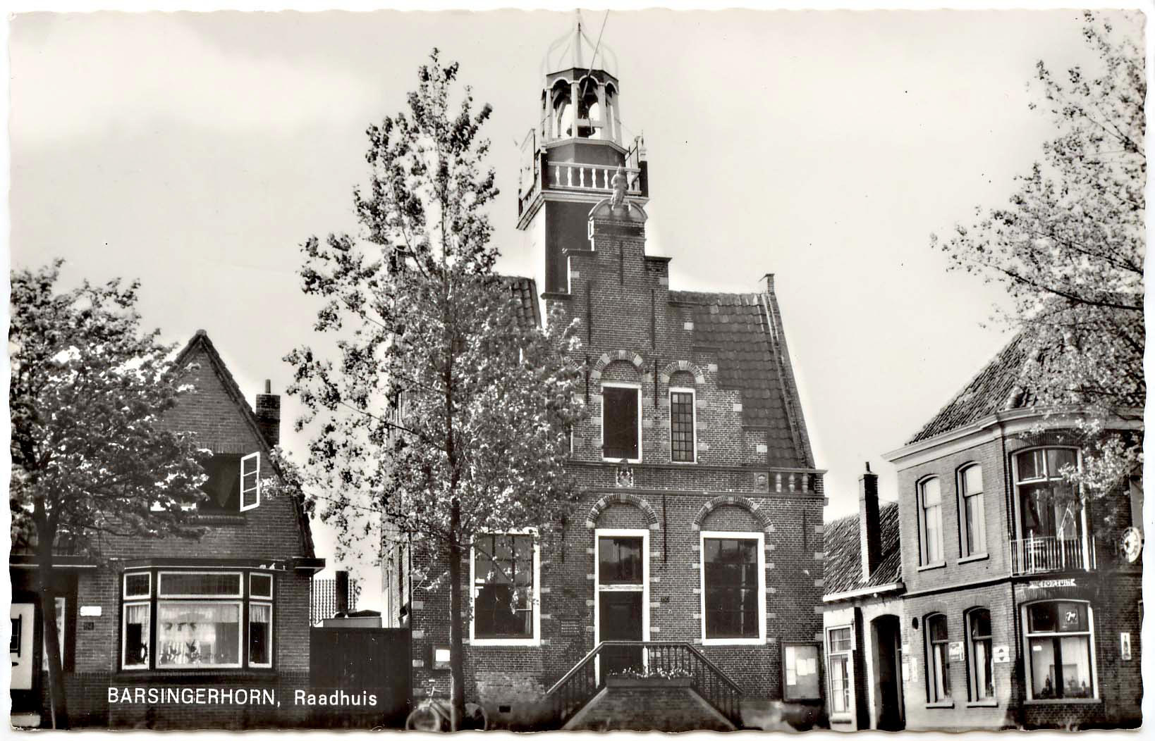 111 Heerenweg Gemeentehuis 1967 640x480