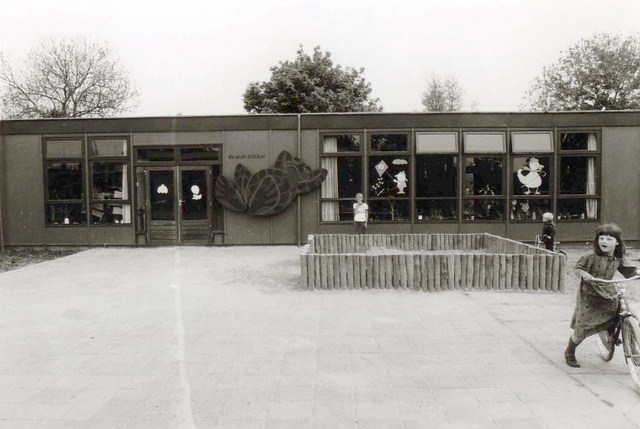 226 Dorpsstraat. School. 1979 640x480