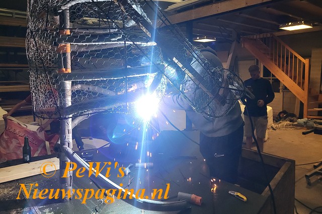 20250917 204636bb BorderMaker