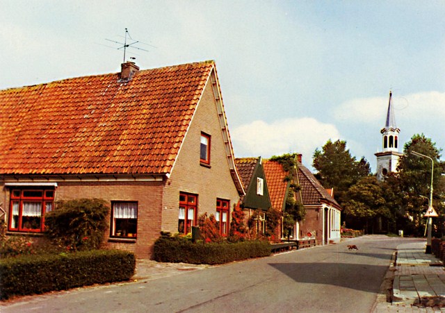 525 Dorpsstraat Kerk 1975 640x480