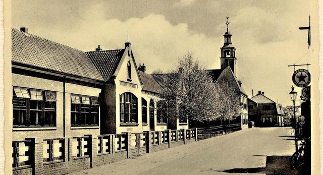 194 Bosstraat. O.L.School en ULO. 1930 aa 640x480