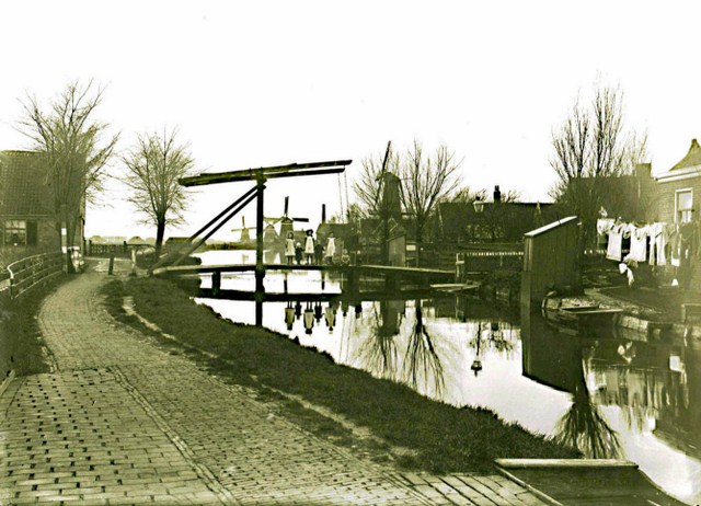 236 Oude Streek Wipbrug. nu Sportstraat 640x480