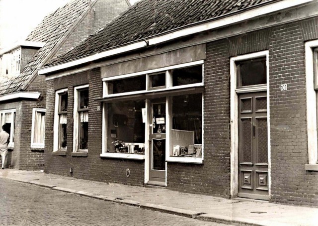 569 Dorpsstraat Boekwinkel 640x480