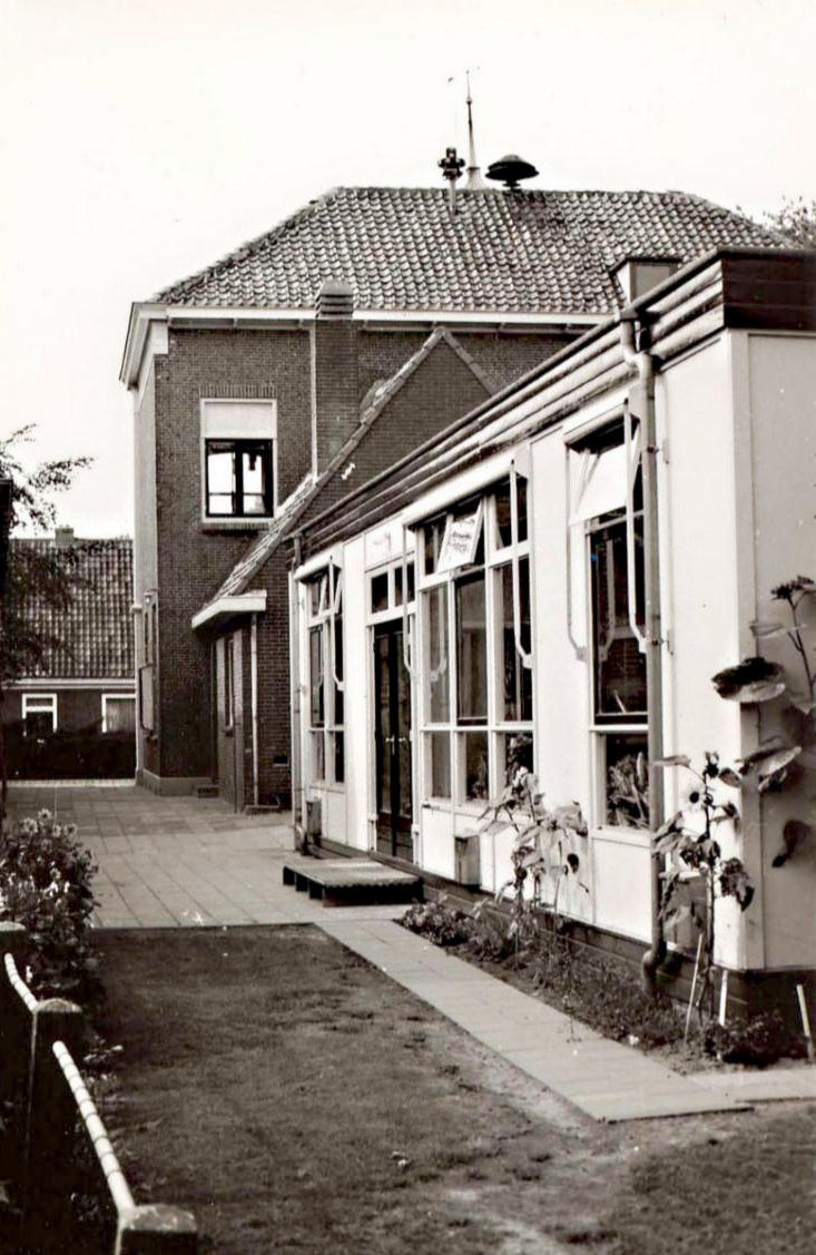 622 Dorpsstraat. Raadhuis aa