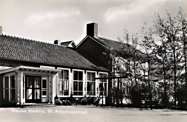 817 St Antoniusschool 1967 640x480