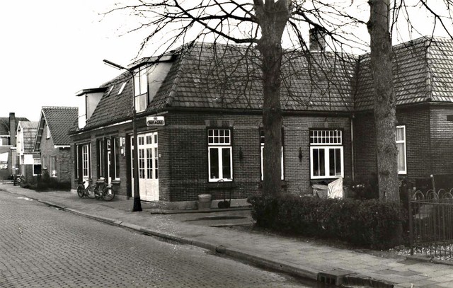 138 Dorpsstraat 257. Nu loodgietersbedrijf nu M.Smak 1960 640x480