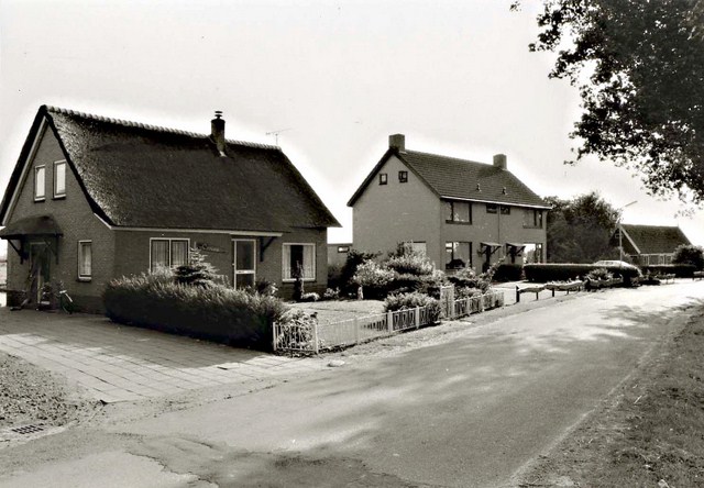 107 Dorpsstraat . 1979 640x480