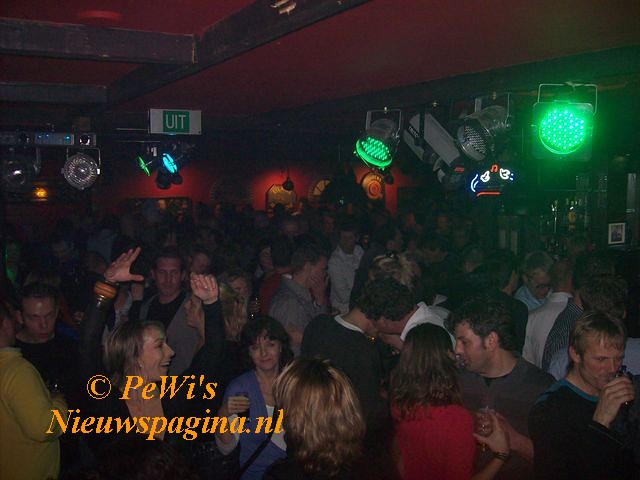 feestmauritsbar 173 640x480 BorderMaker