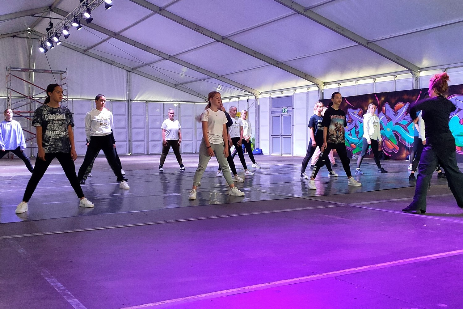 000dance tryoutpark Esther Nederpelt 8686 BorderMaker